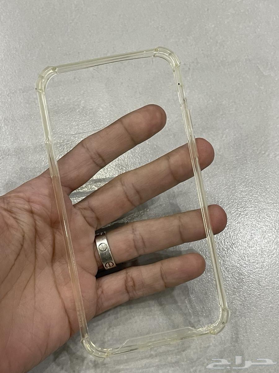 كفرات ايفون 11 برو اصلية نظيفة عدد 564450346841347114