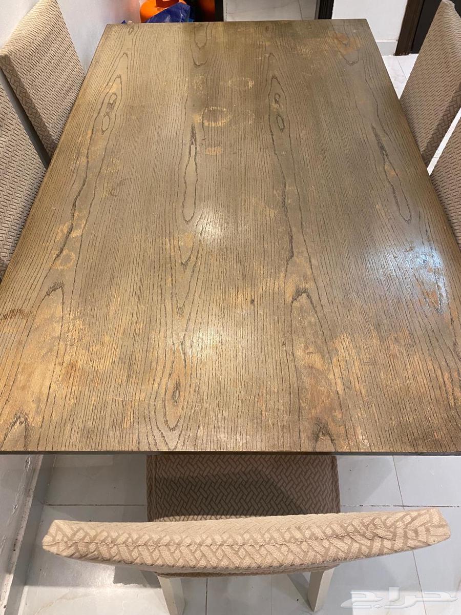Clean dining table64482796455042113