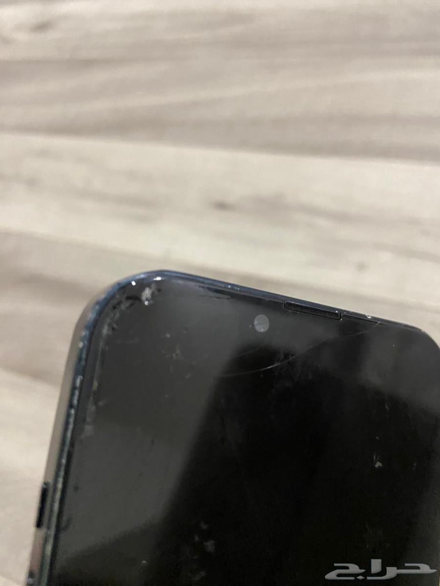 iPhone 13 العادي مستخدم شهرين بس فك الشاشة فقط64482050754306112