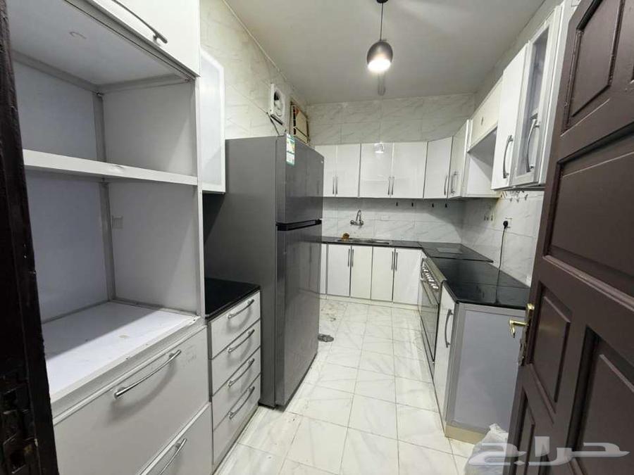 المطبخ نضيف جدا و بحالة ممتازه64480427643265110