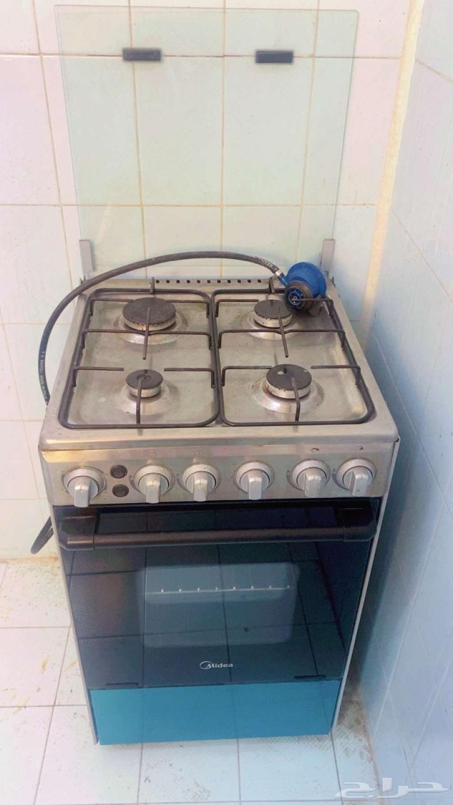 غاز وفرن للبيع نضيف على الشرط64489100837122111
