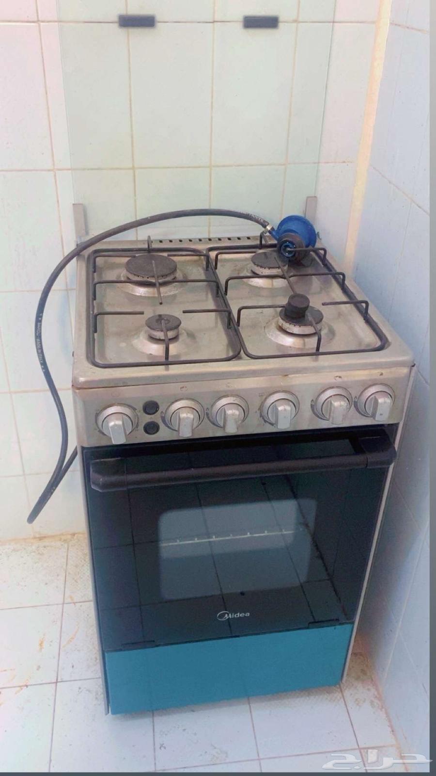 غاز وفرن للبيع نضيف على الشرط64489100837122110