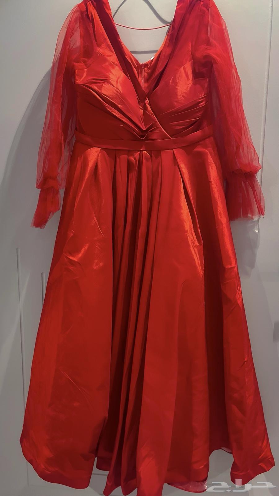 للبيع فستان احمر مناسبه فخمه64489600727299110