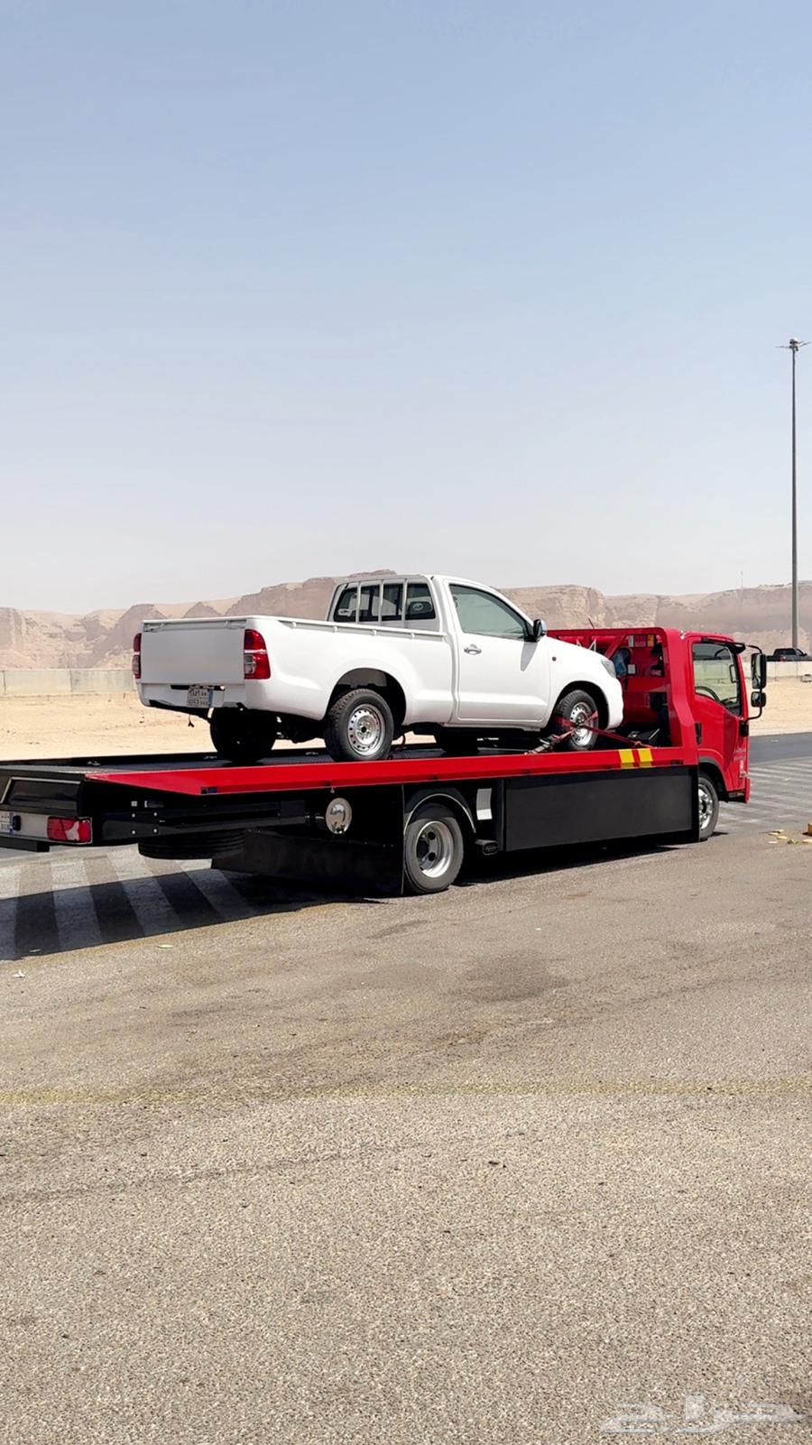 سطحه الذيبية والقاعدة العسكرية لنقل السيارات64147250013443110