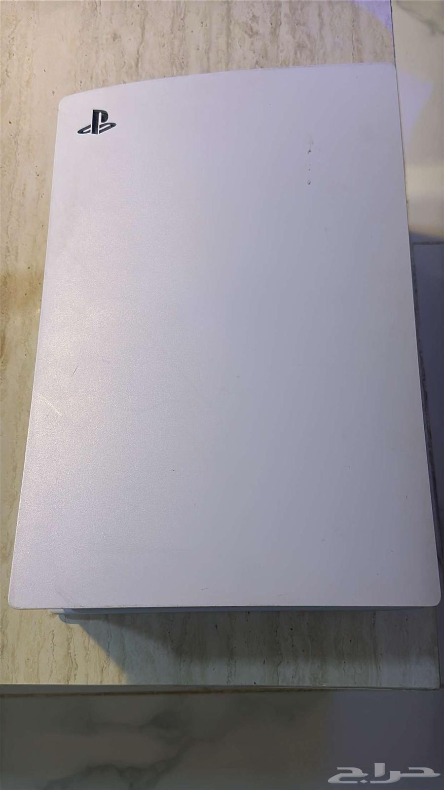 Sony 5 with controller64493273052417111