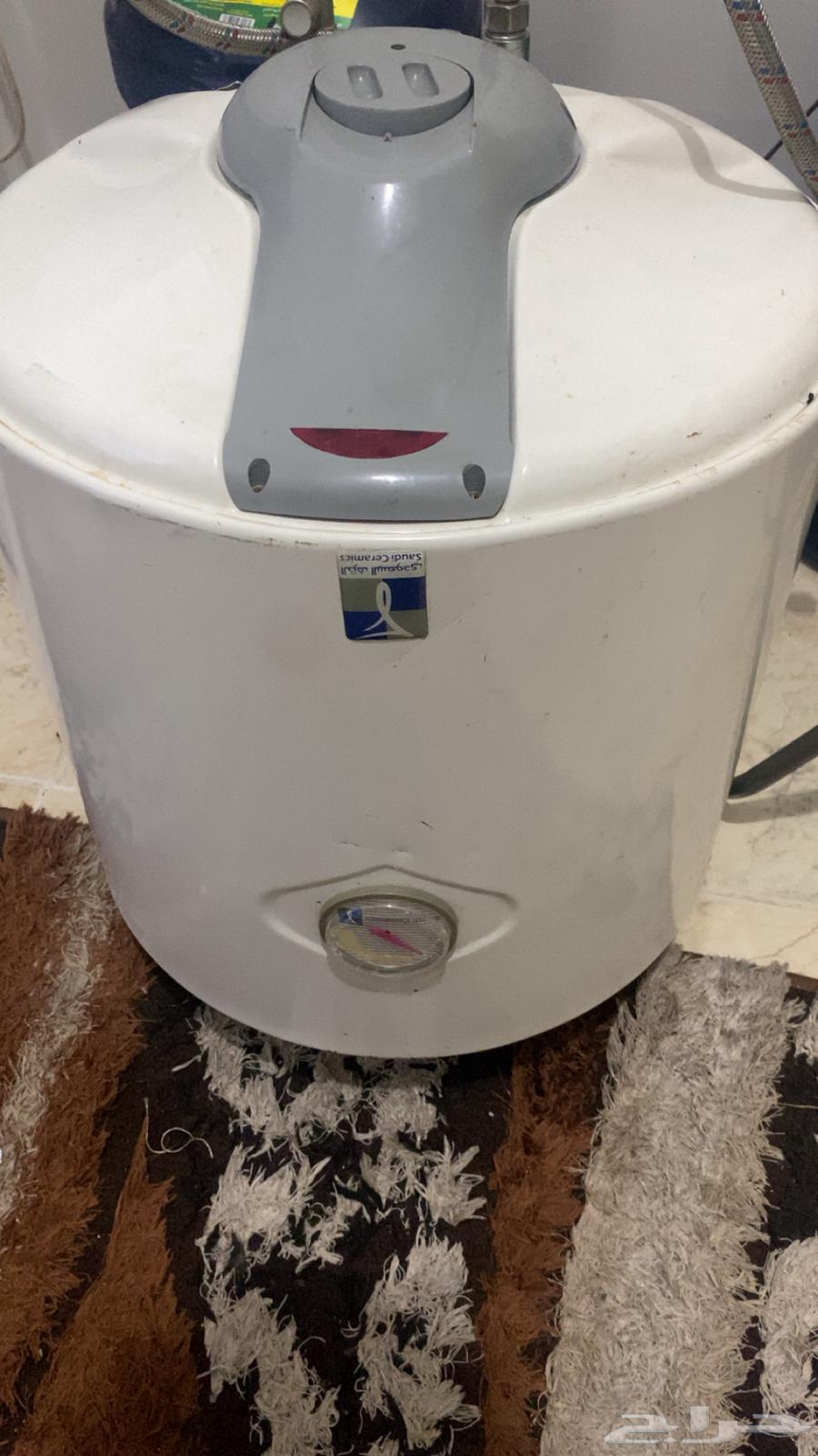 سخان بحاله ممتازه شبه جديد . شركه الخزف السعودية64487787568898110