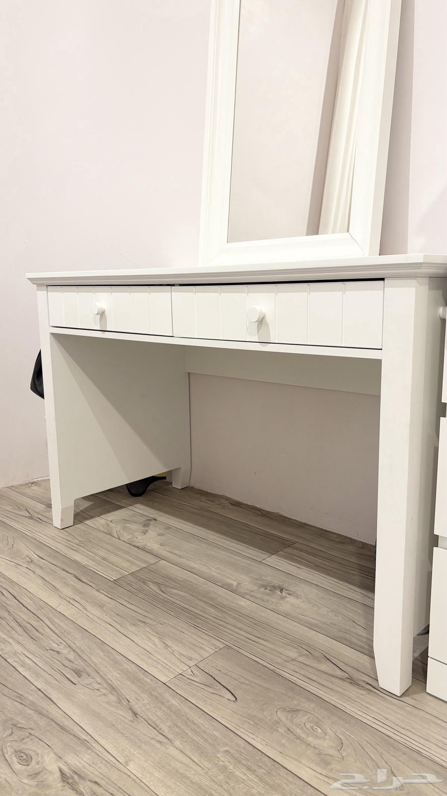 Home Centre Bed, Desk, Dresser, Side Table64492013679875112