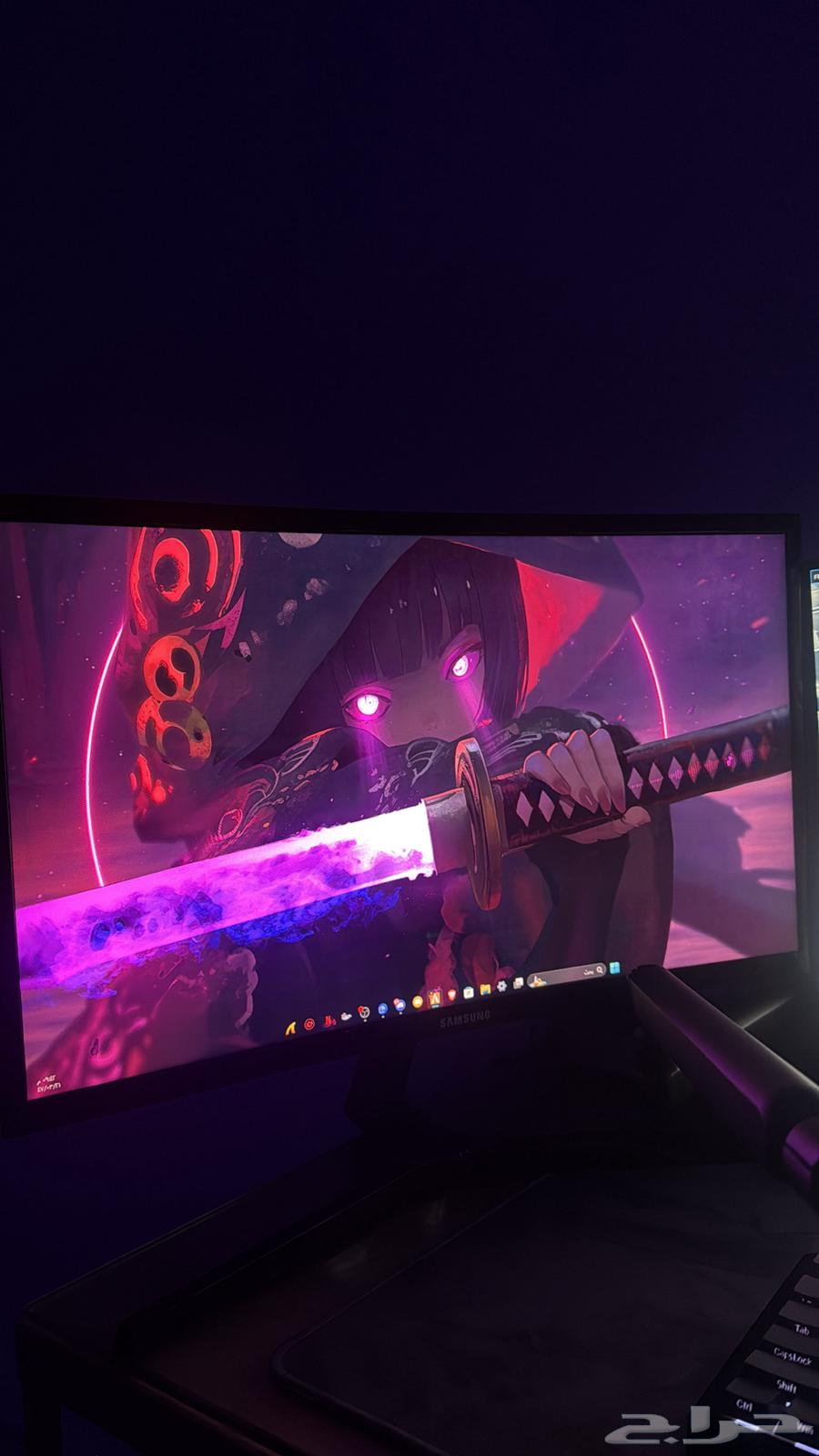 للبيع شاشة سامسونق منحنيه 24 انش استعمال خفيف64484307690241110