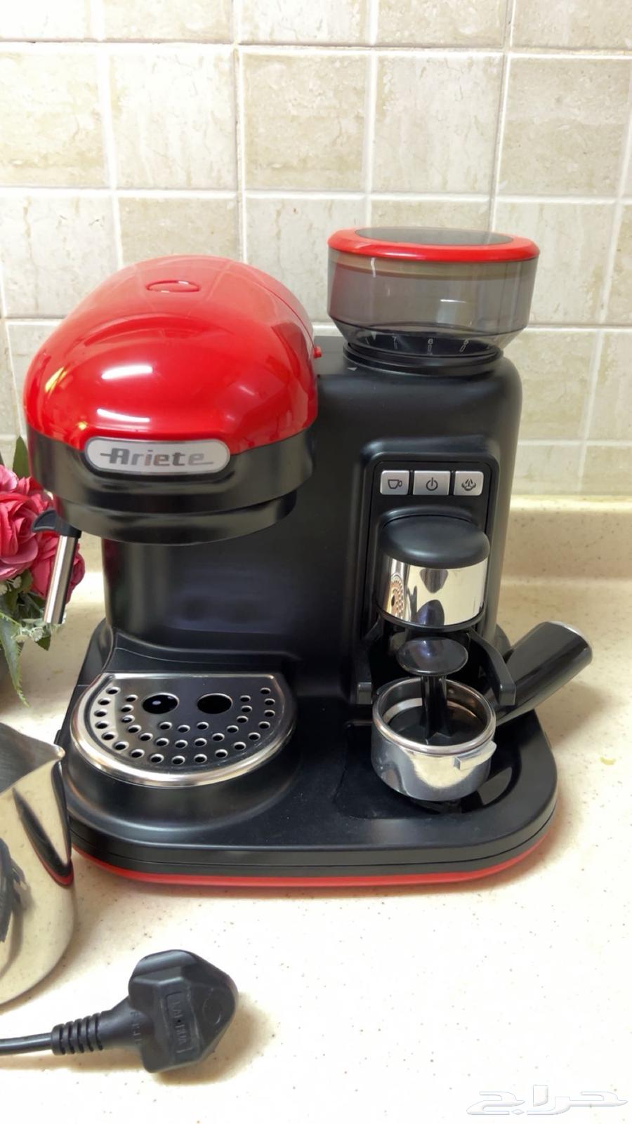 Coffee machine for sale, used for only one month64489861737859110
