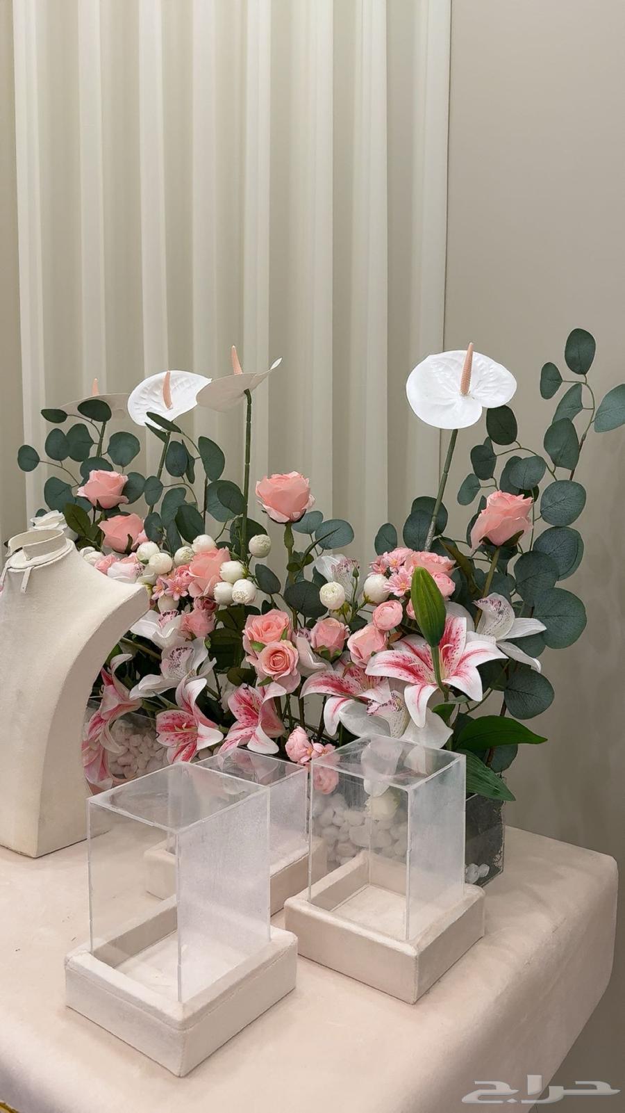 طاولة ملكة للبيع 50064487456772611114