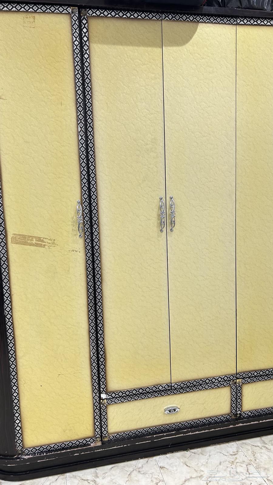 غرفة نوم بدون سرير64487553940097111