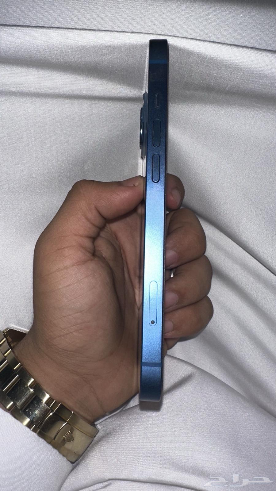 ايفون 13 العادي لون ازرق 128 قيقا64486385284353113