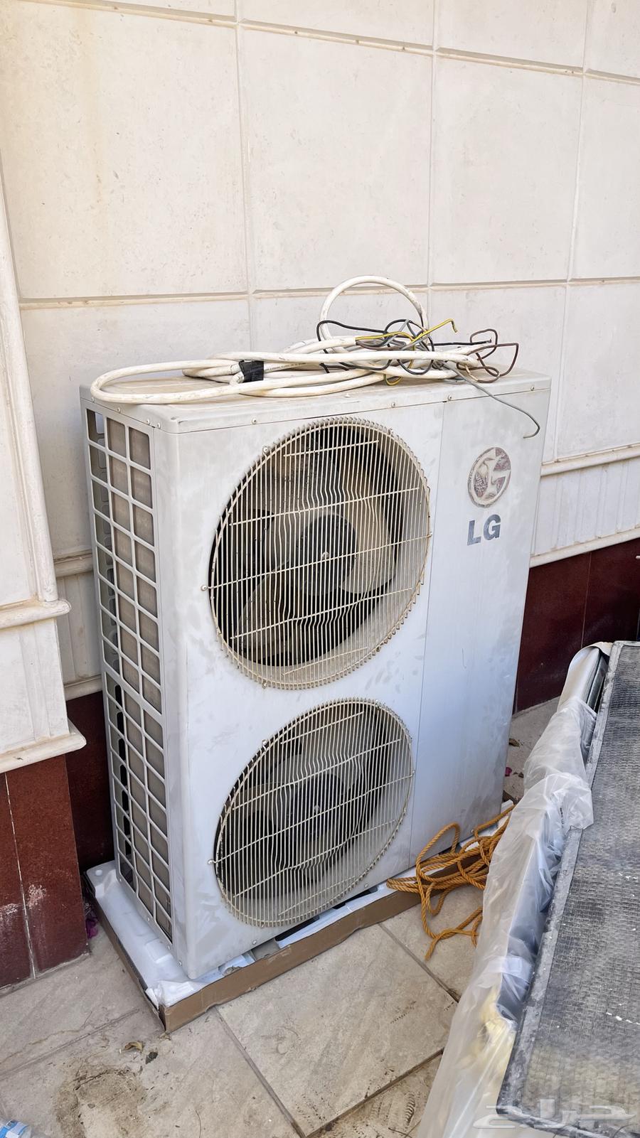 المكيف دك سبليت 3.5 طن LG64488090646913114