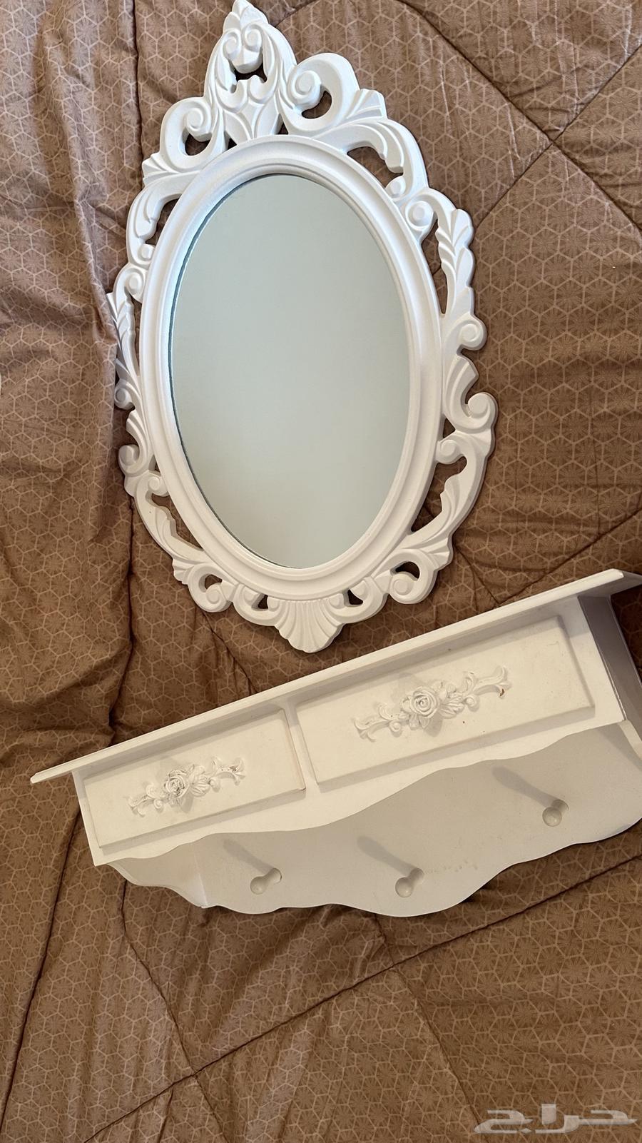 Mirror64490742191747110