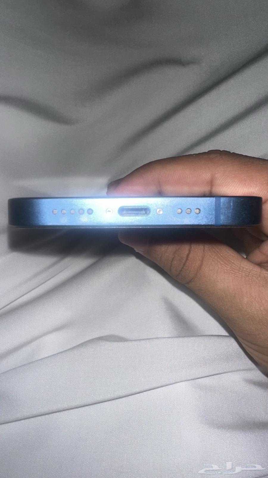 ايفون 13 العادي لون ازرق 128 قيقا64486385284353110