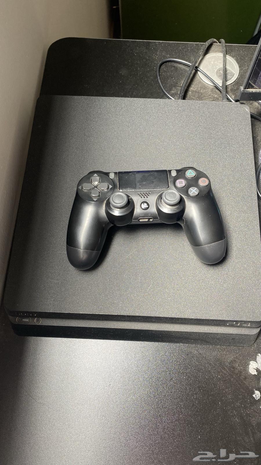 Sony 4 clean, never been repaired, comes with original hand and cables, without charger, includes Grand tape64415961193347112