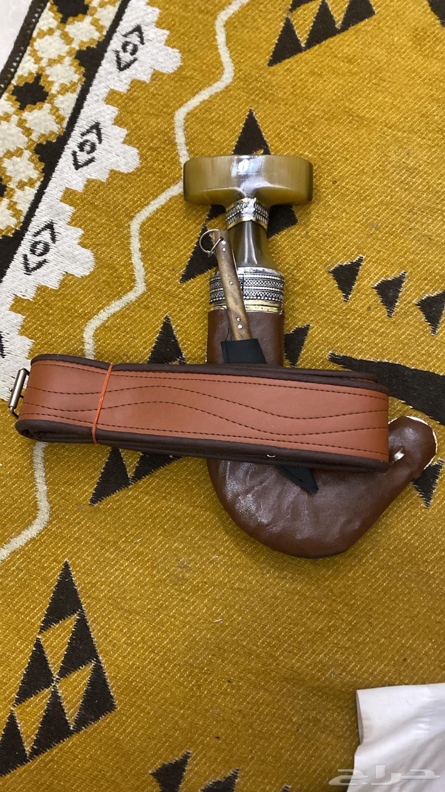 For sale, a giraffe in various places 664449100627074113