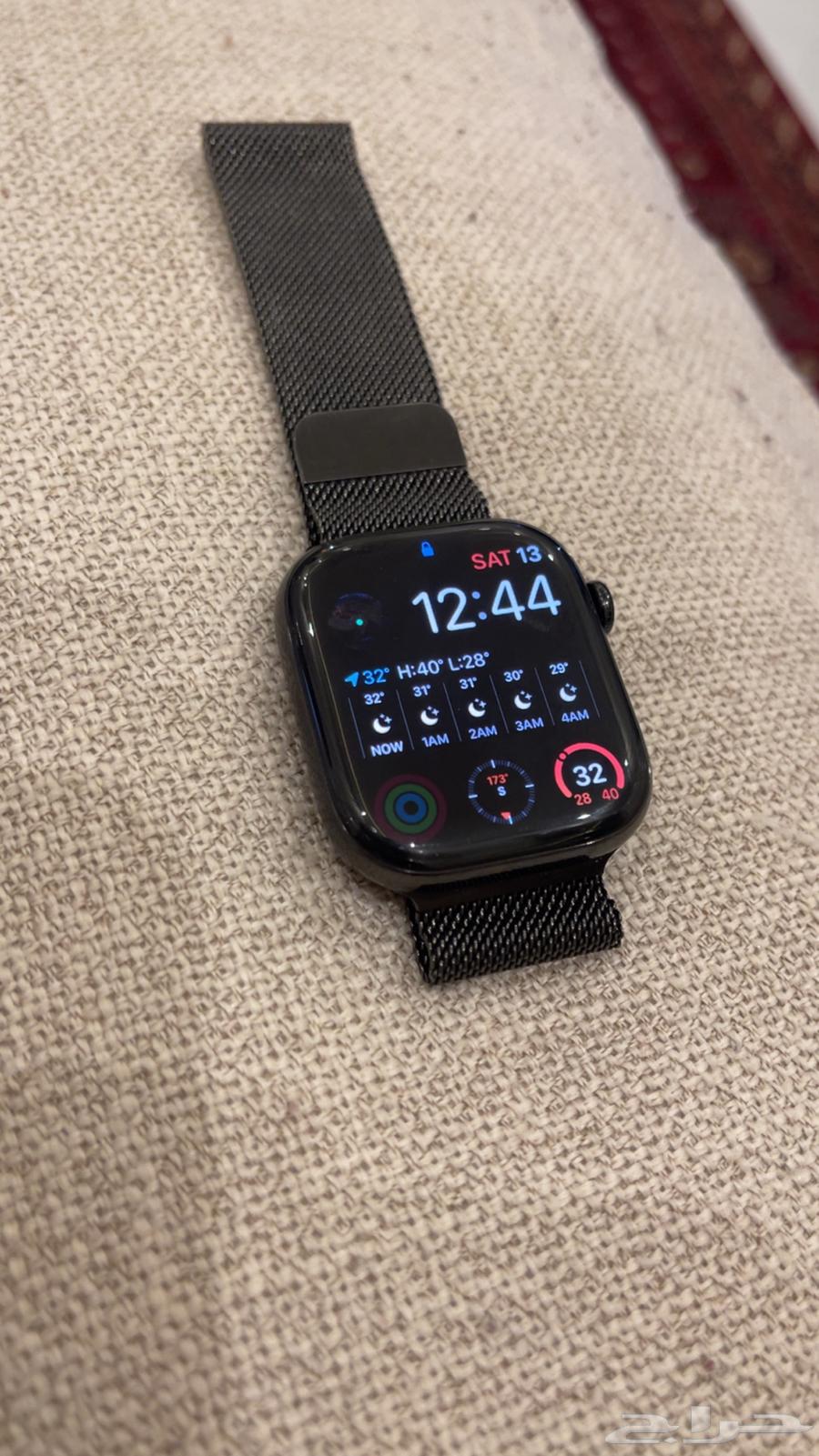 ساعة ابل جديدة وضمان ذهبي64486606547587110