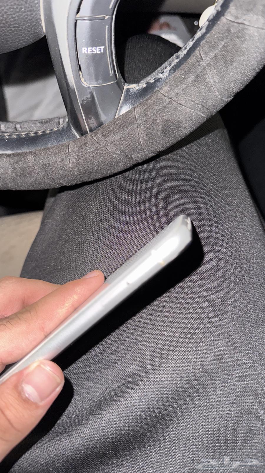 iPhone XR 12864486882712963112