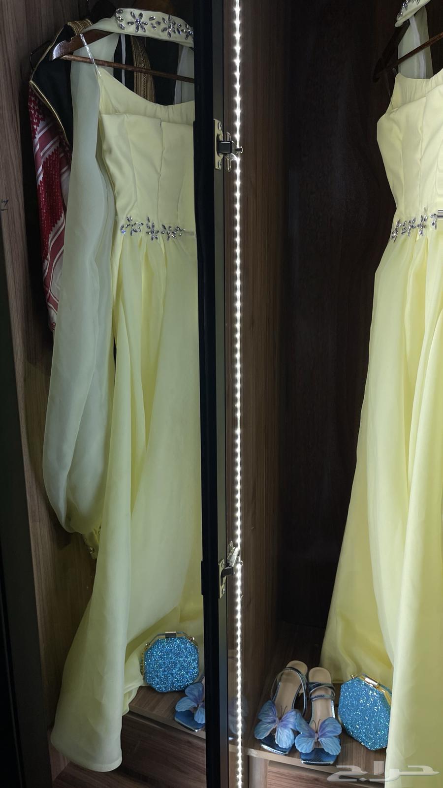 فستان مستعمل للبيع64492284851201114