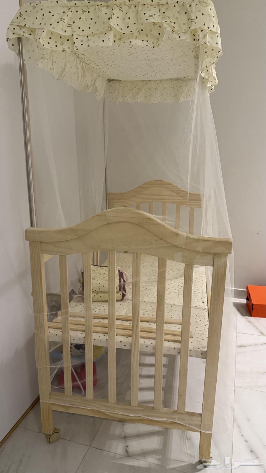 سرير أطفال للبيع جديد64486979657091111