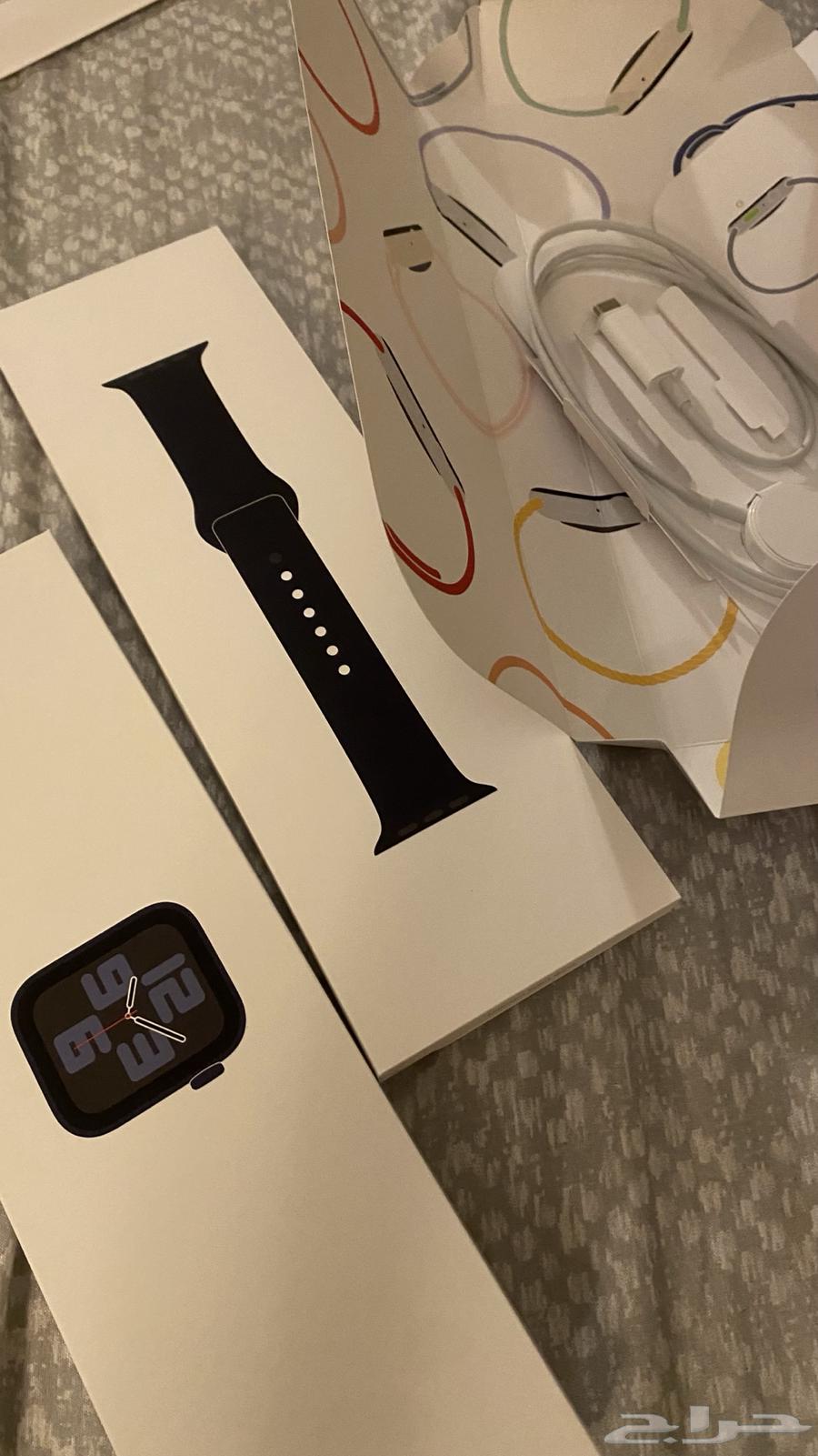 ساعة ابل SE الجيل الثاني نظييفة جدا64490828040450113