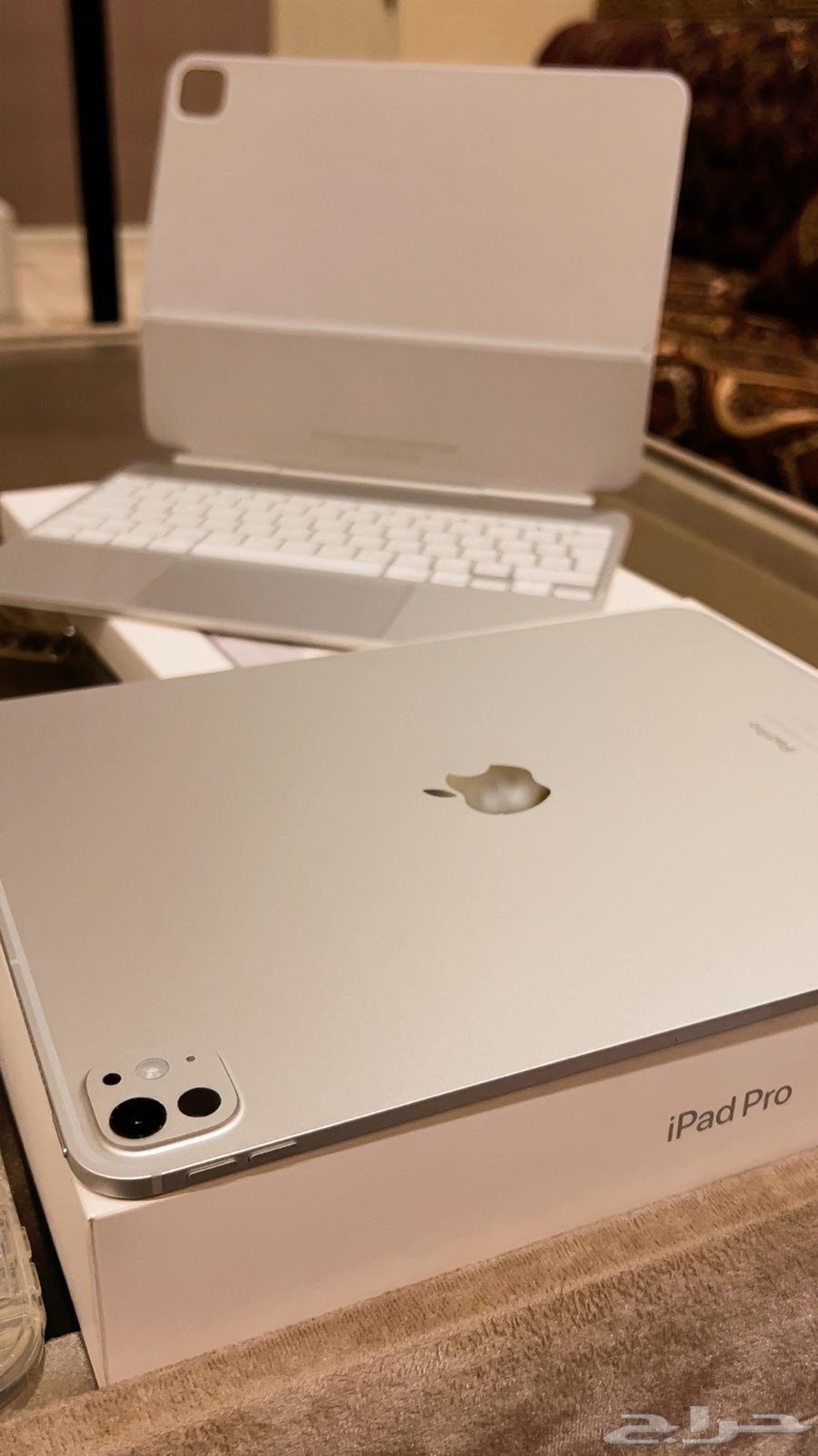 ايباد برو 13 انش ( 2024 M4 )64486965871106111
