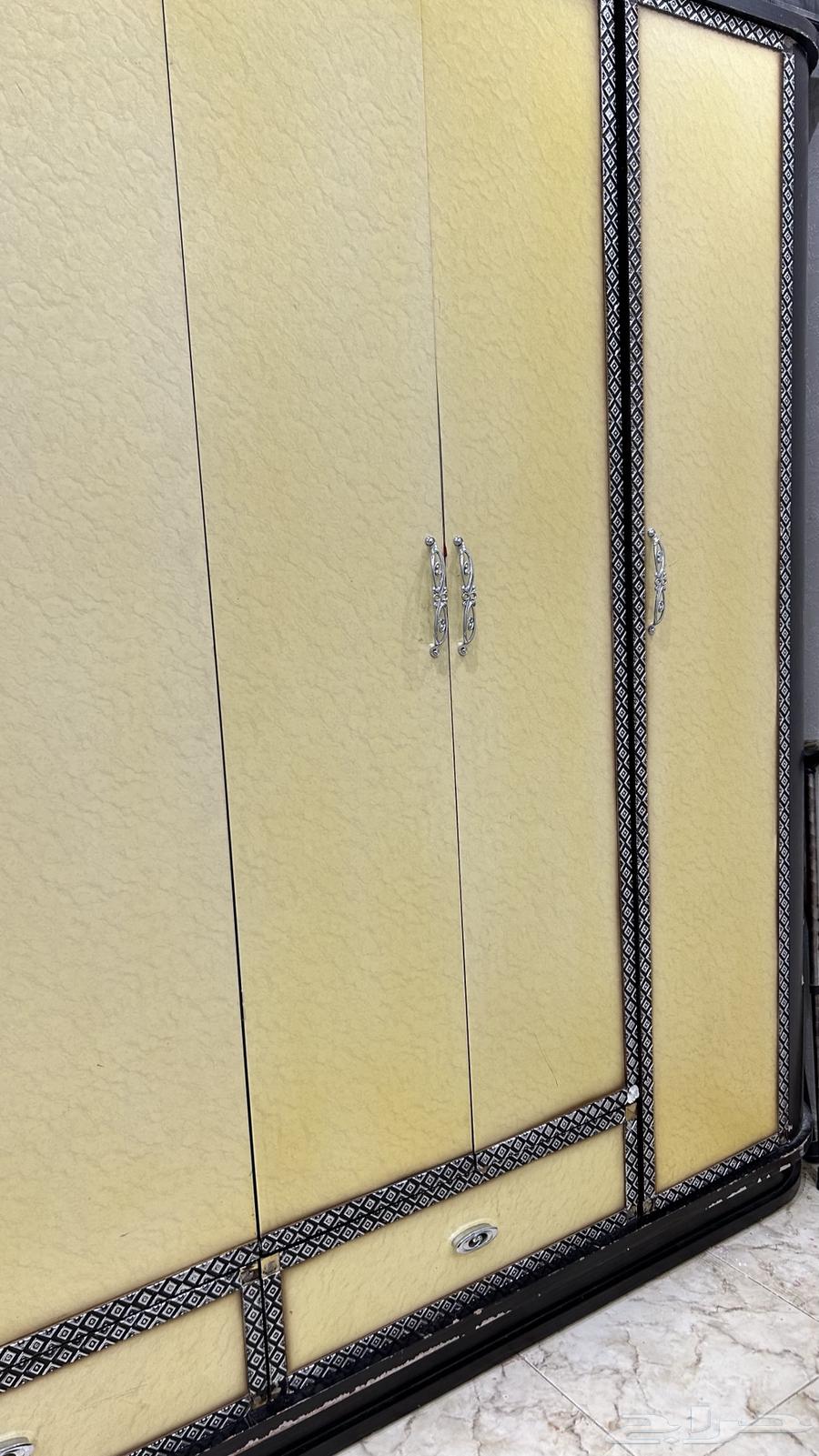 غرفة نوم بدون سرير64487553940097112