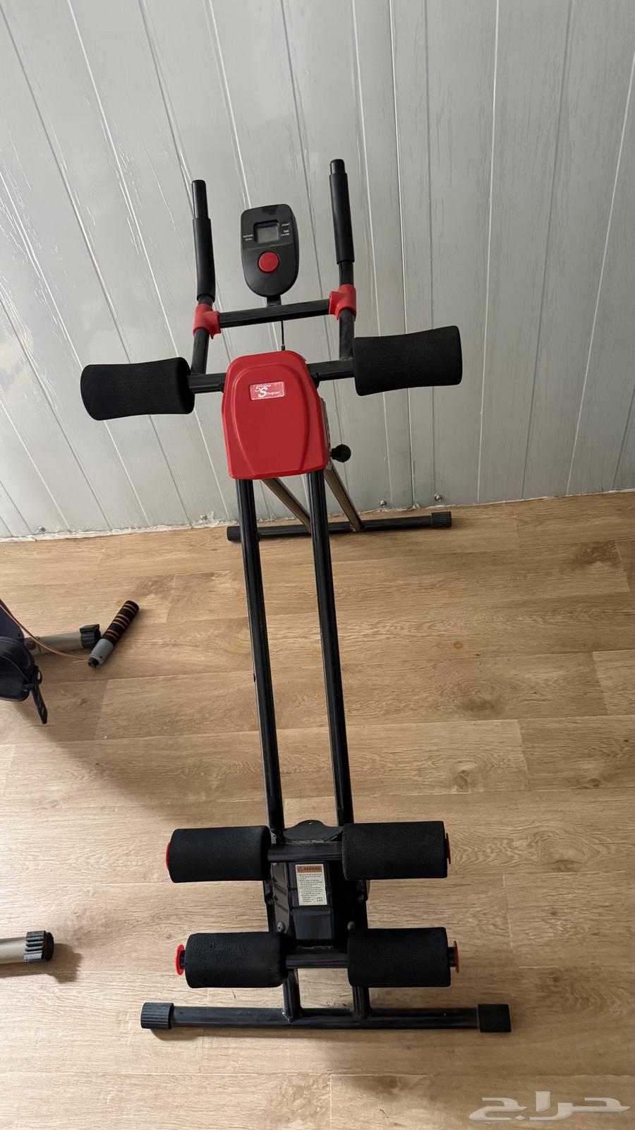 Abdominal exercise device64488174031874111