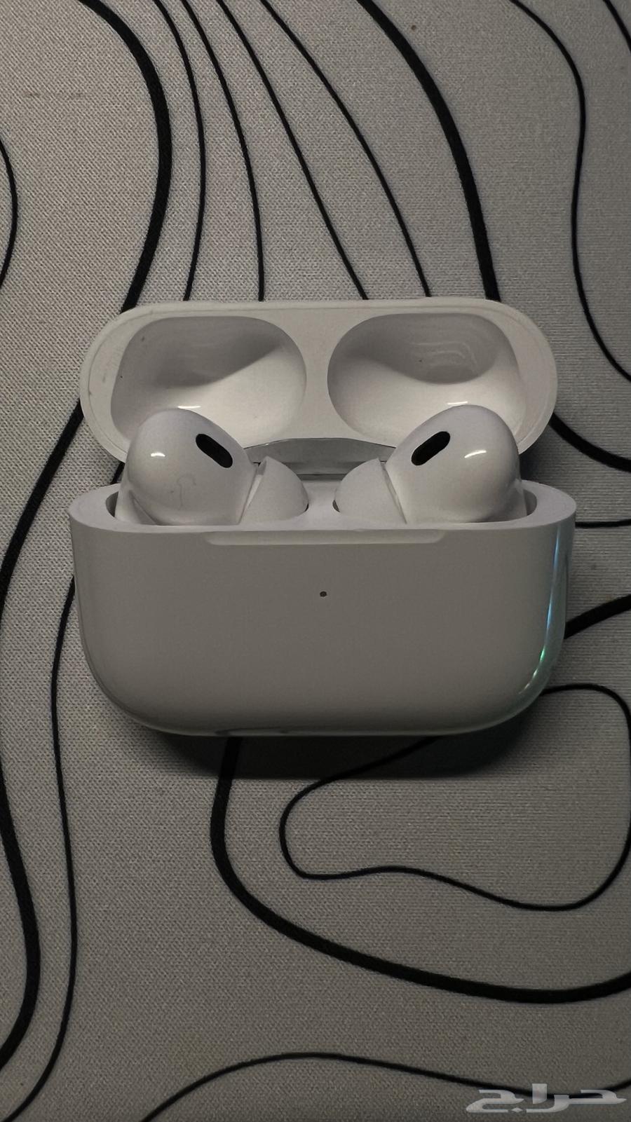 Apple-like Noise-Canceling Earbuds64487442909313111