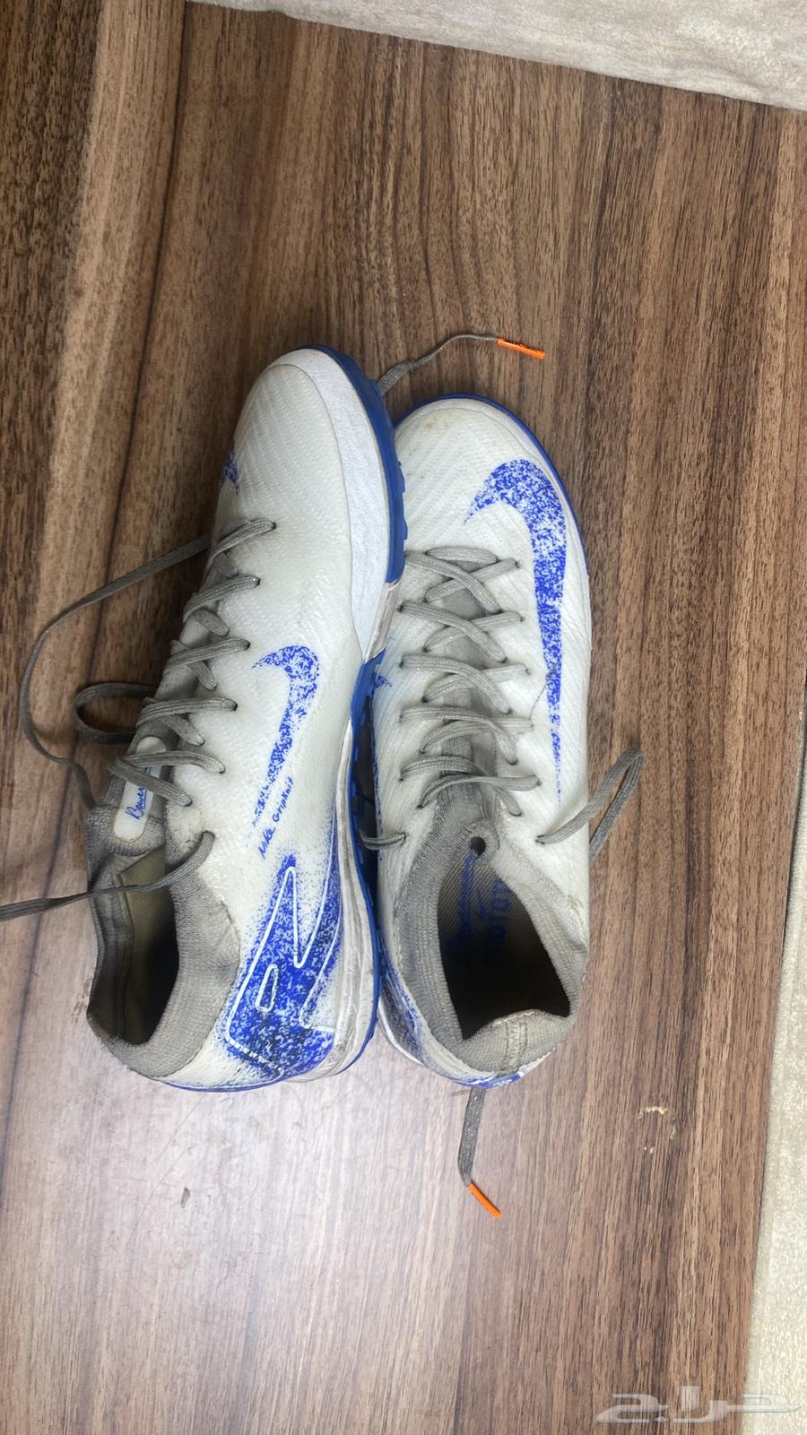 New Nike shoes, used for two weeks, size 3964486661448835113