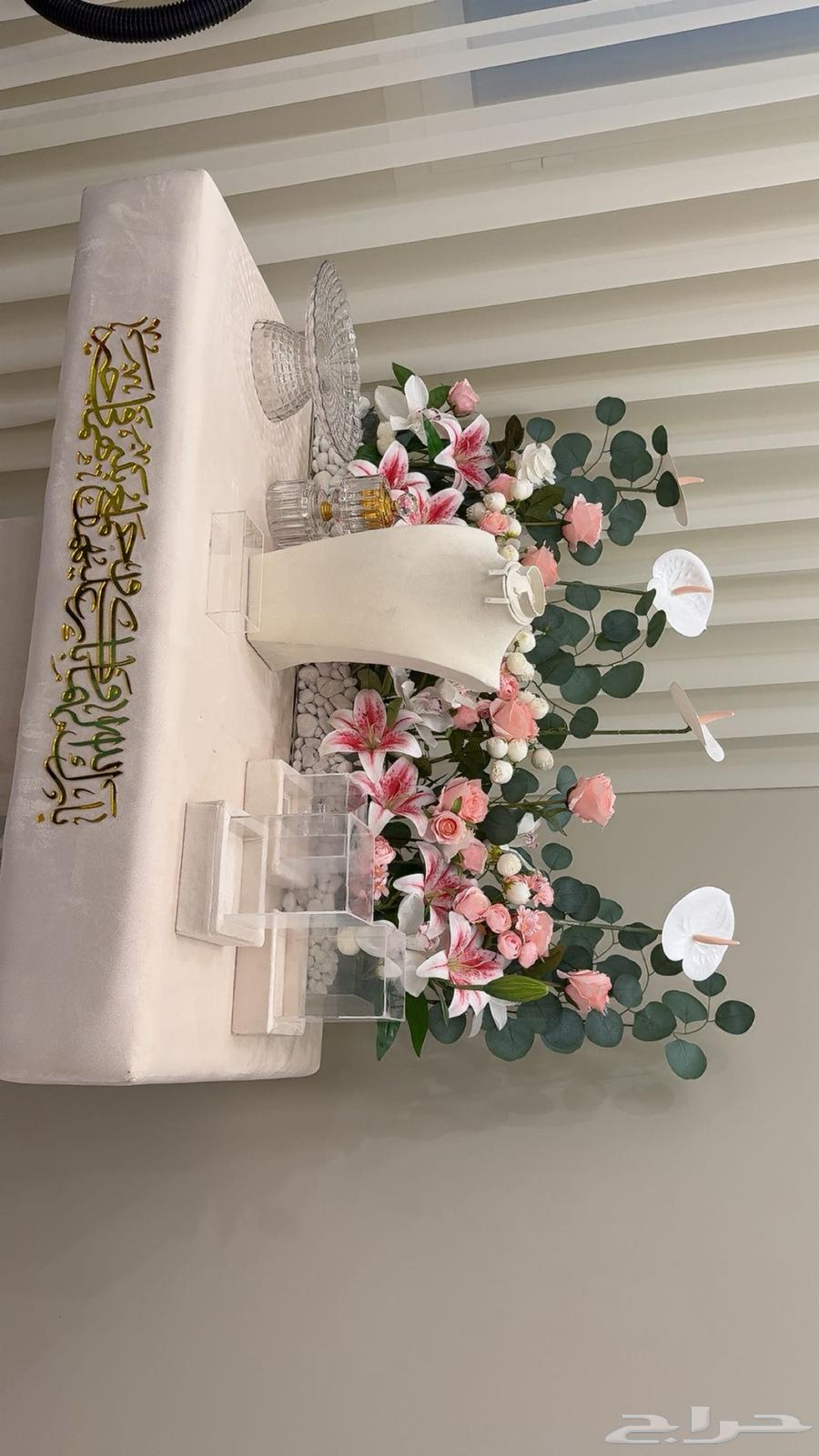 طاولة ملكة للبيع 50064487456772611111