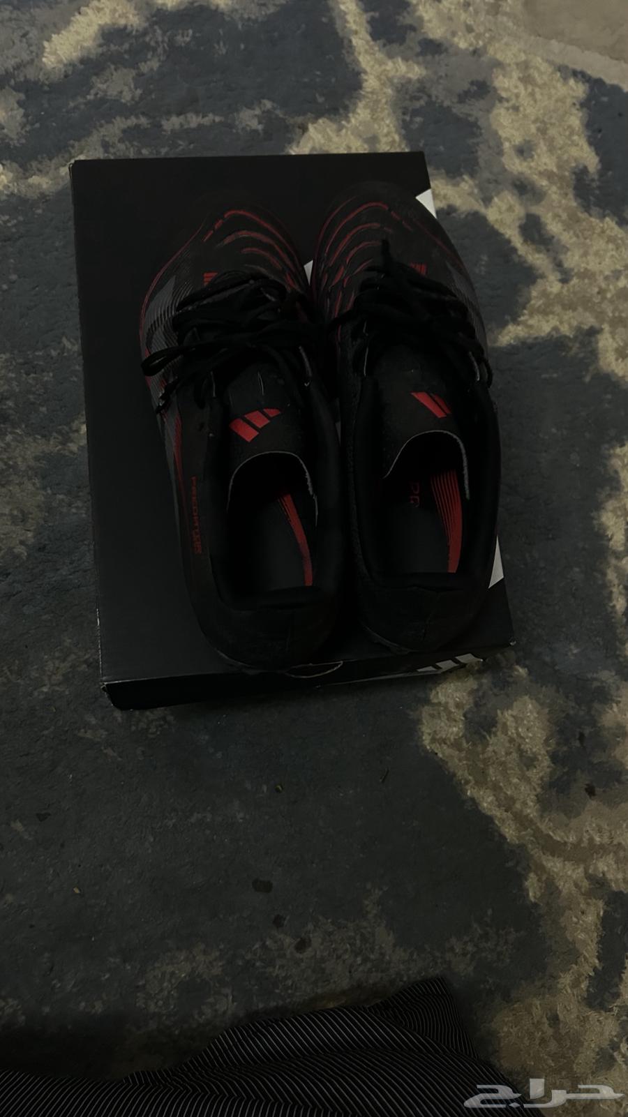 حذاء كرة قدم اديداس برديتور مقاس 4364491085360770112