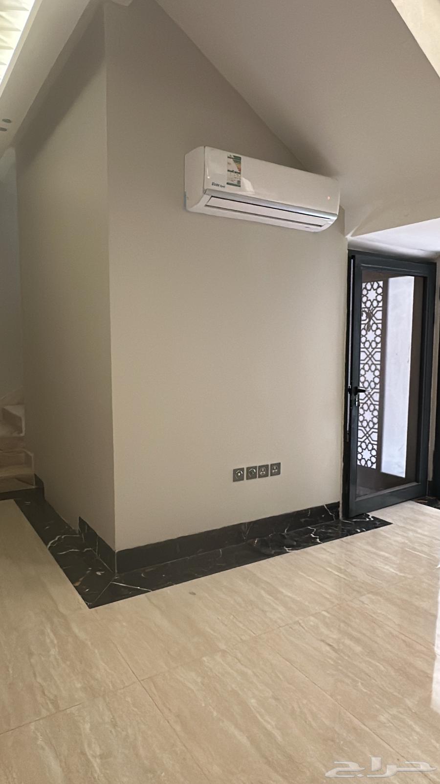 باب المنيوم64488449513987110