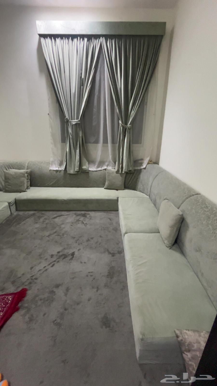 Floor sofa64492635912449111