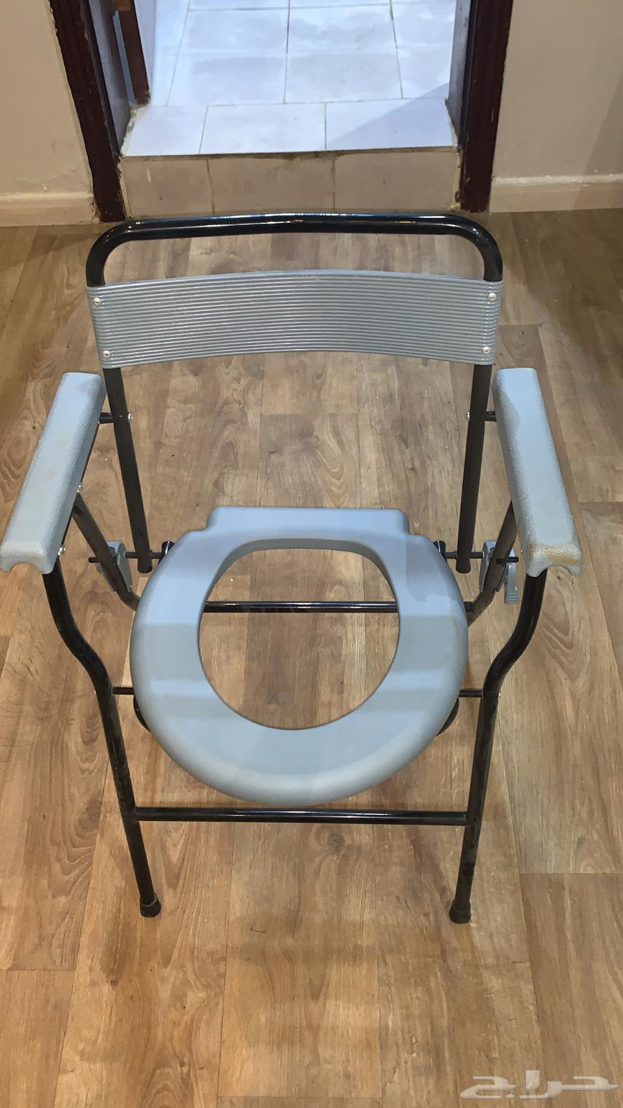 كرسي دوره المياه لكبار السن64492581750530110