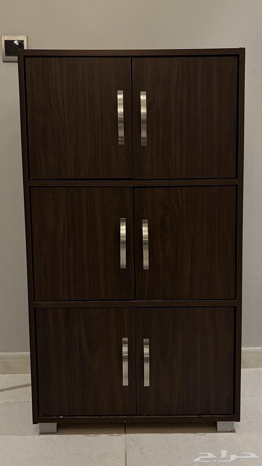 دولاب احذية - نظيف جدا  (قابل للتفاوض)64493851566723110