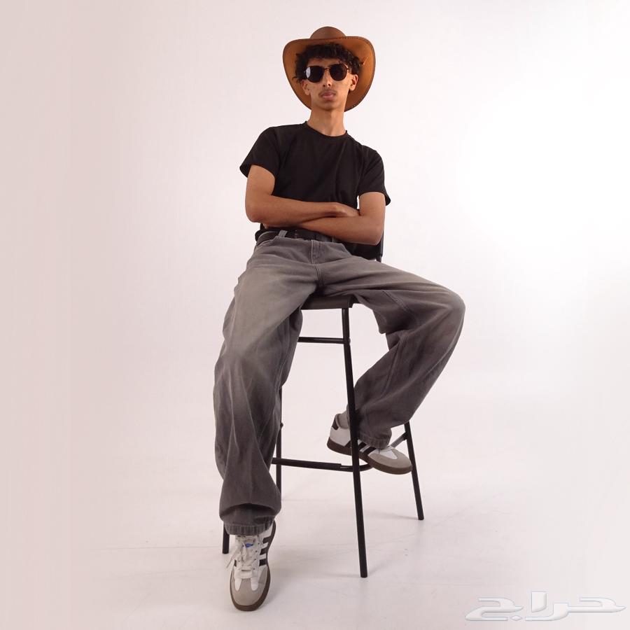 Photographer (Products, Cars, Stores, Model)64147642725250110