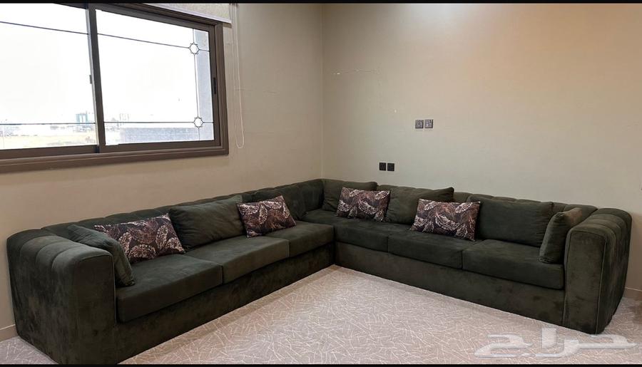 Couch64492243978627111