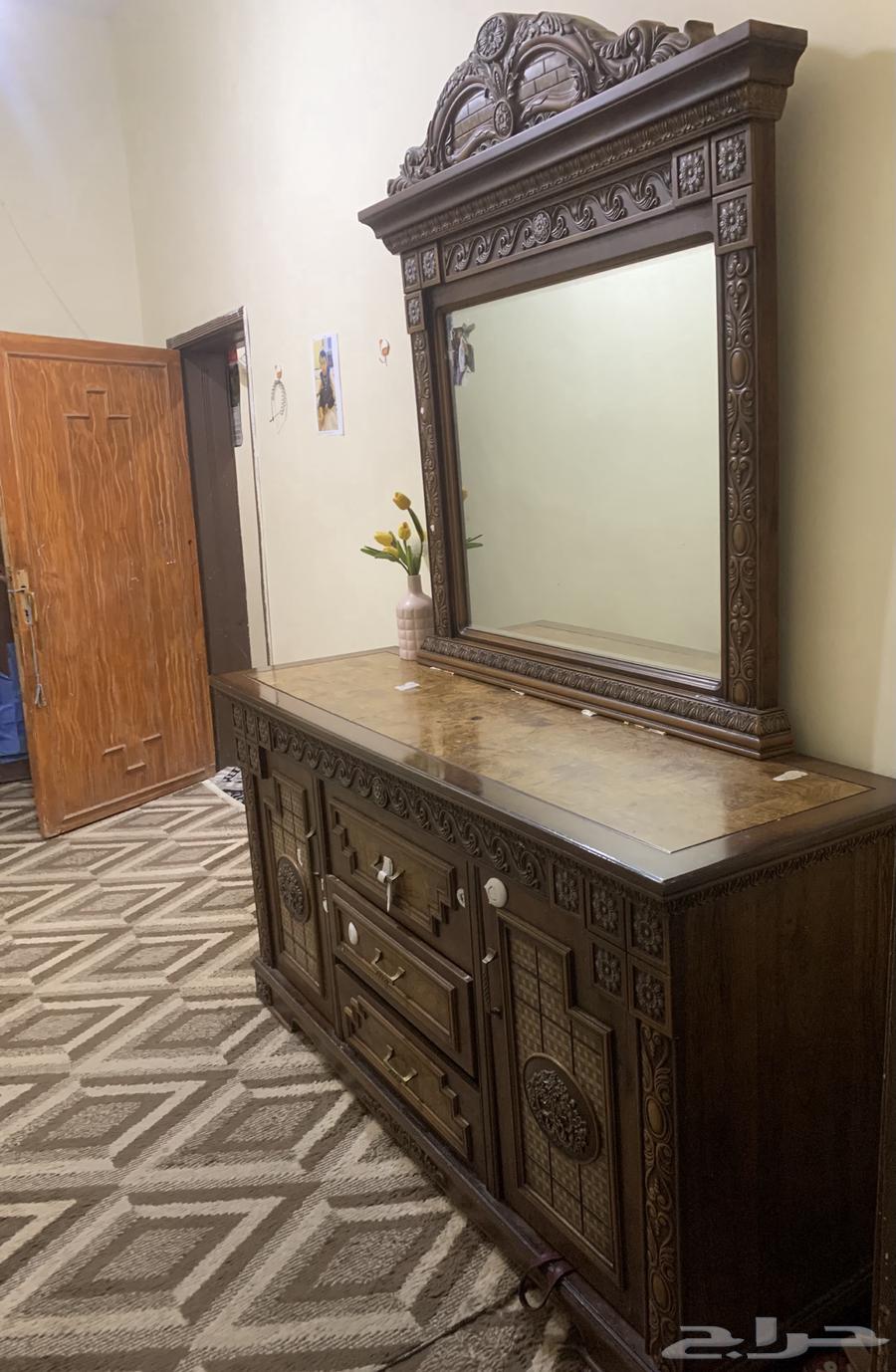 wardrobe  bed with mattress  mirror Unit64492420691202112