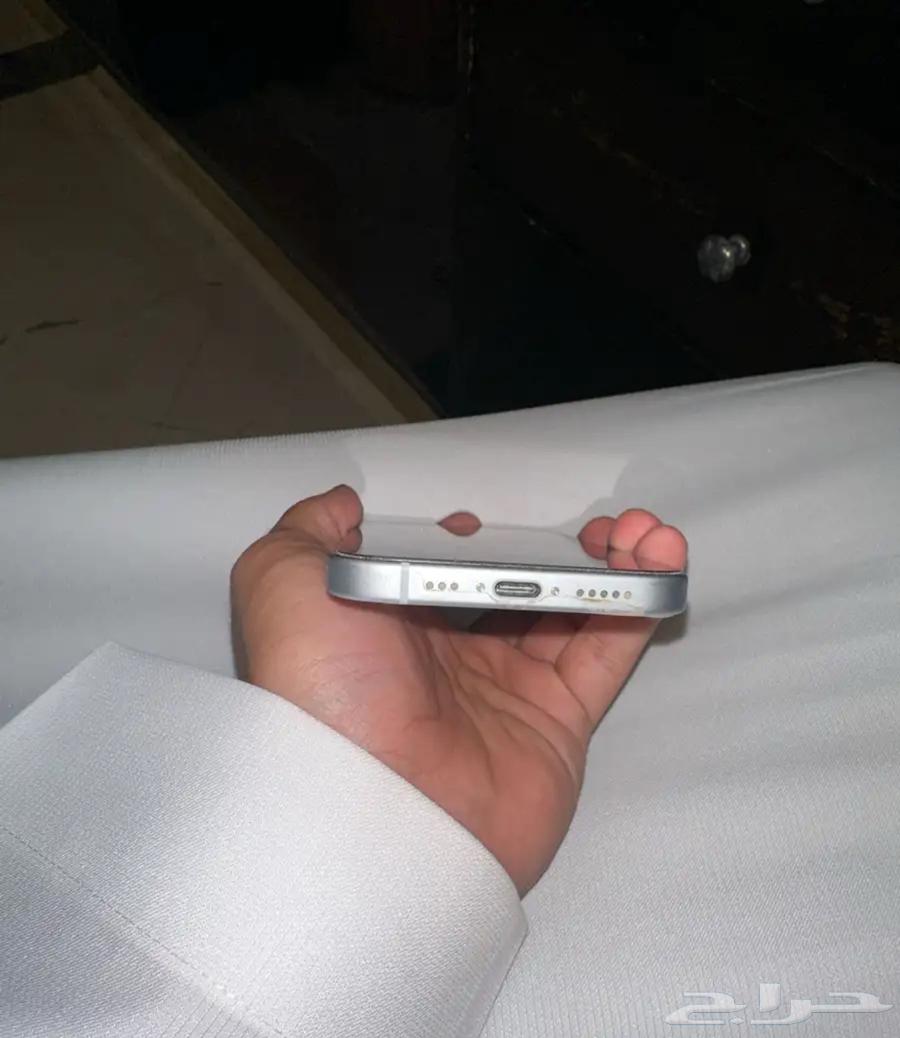 ايفون 15 العادي الون ازرق64488353710978113