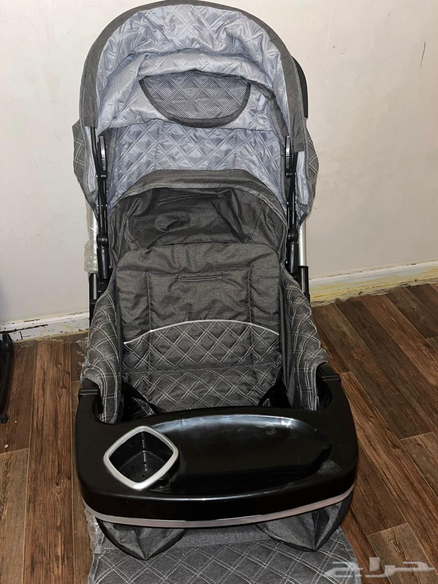 عربة أطفال شبه جديدة للبيع64492162013825111