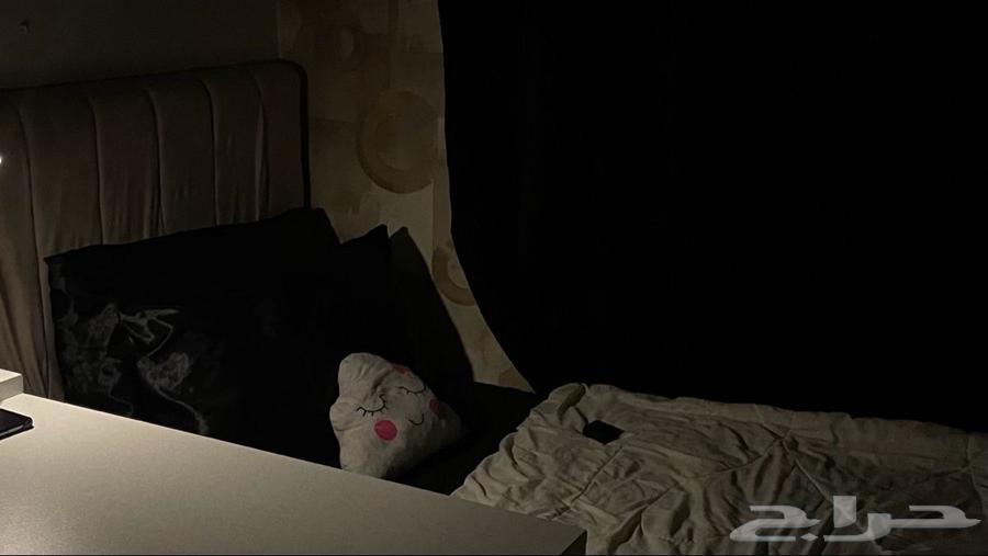 سرير للبيع مستعجل قابل للتفاوض64488616133379113