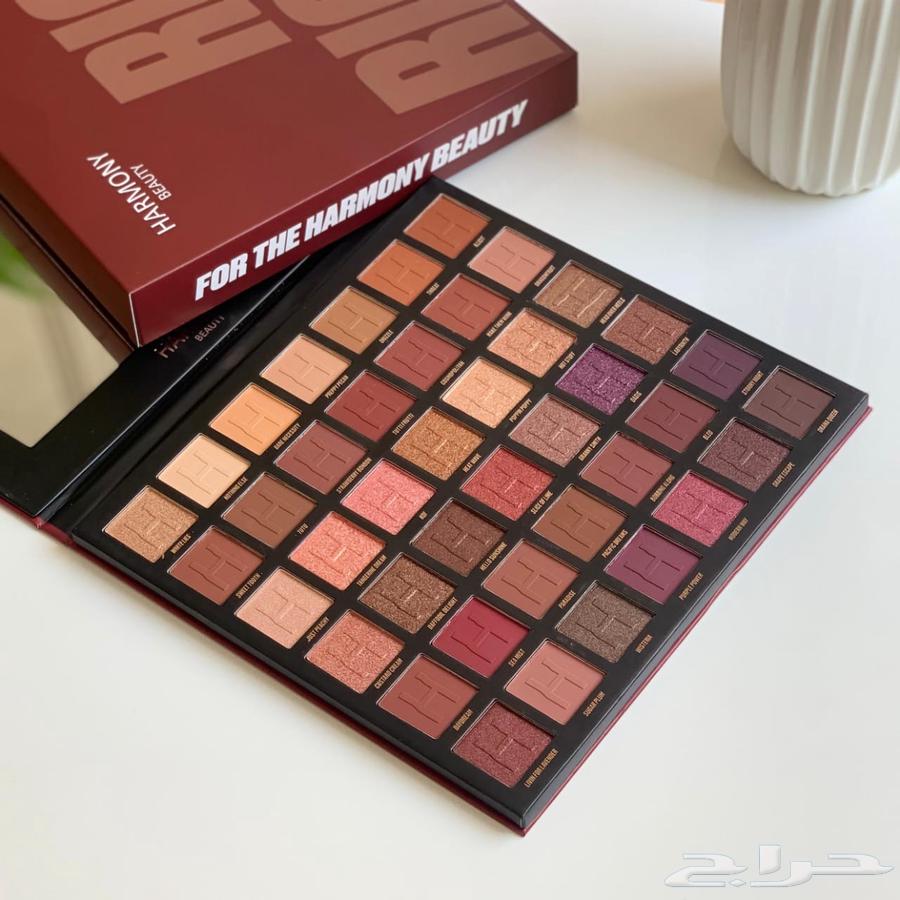 باليت ظل ألوانه غنية ومتنوعة ومليان خيارات64494591340291112