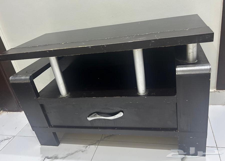 طاوله تلفزيون للبيع64491129823746110