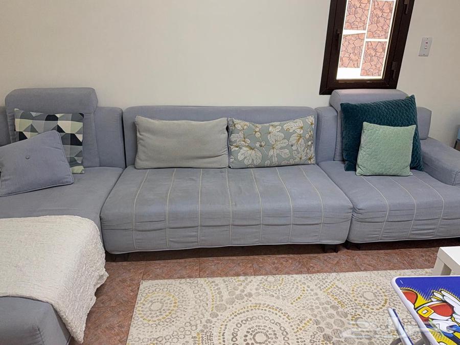 Household furniture, sofas, tables, dishwasher, and carpets64488699498753111