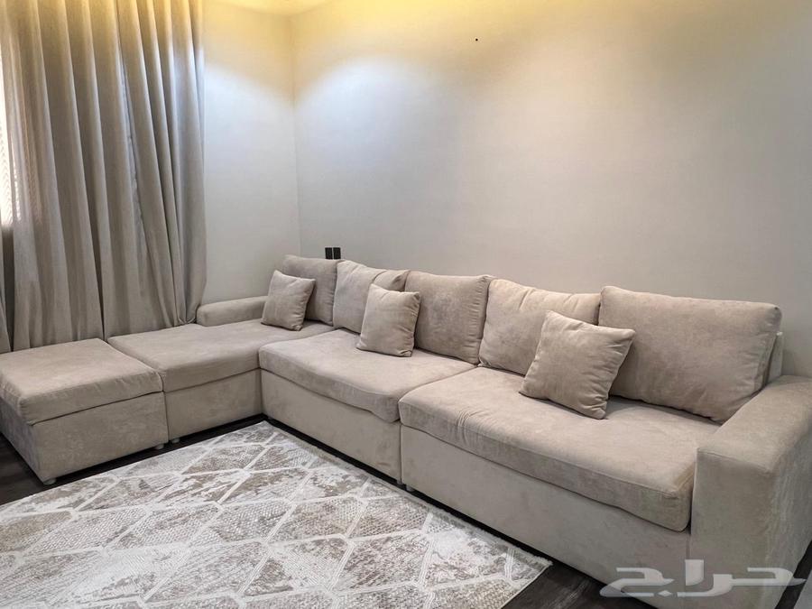 كنب مستخدم للبيع عرض ثلاثة ونص في اثنين عمق الكنب 7064490303774465114