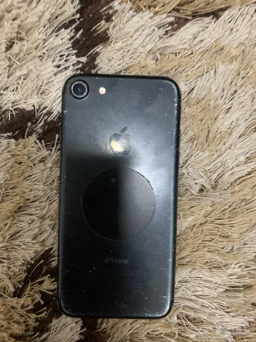 جوال 7 فيه كسر شويه و الجوال نظيف مفيه شي ولا دخل اصينه64488132009857110