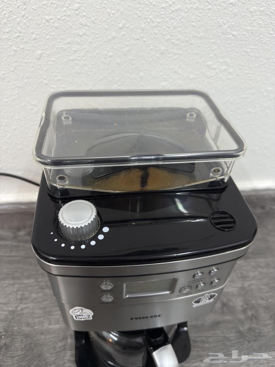 Coffee drip machine with built-in grinder 1.5L64487484591619111