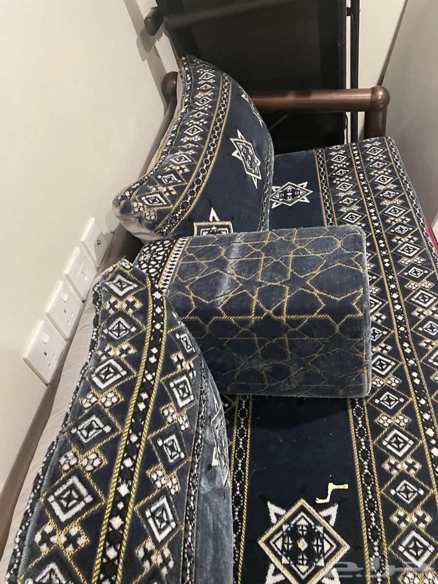 جلسة خارجية مكونة من وحدة واحدة فقط64494785693569112